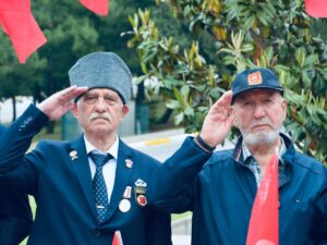 Veterans saluting during a ceremony – Veterans Senior Housing Placement Assistance program helping retired service members find affordable homes in Los Angeles.