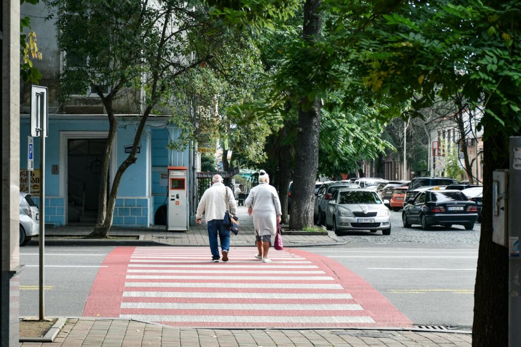 Senior support resource navigation for older adults and families in Los Angeles County